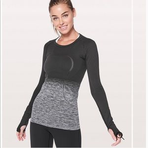 Lululemon Swiftly Tech LS Crew in size 6